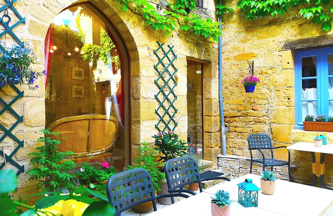 La Lanterne Chambres D'Hotes-1