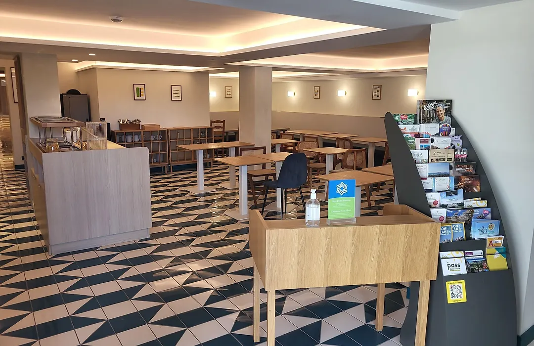 Au Petit Saint Jean Centre Beaune-1