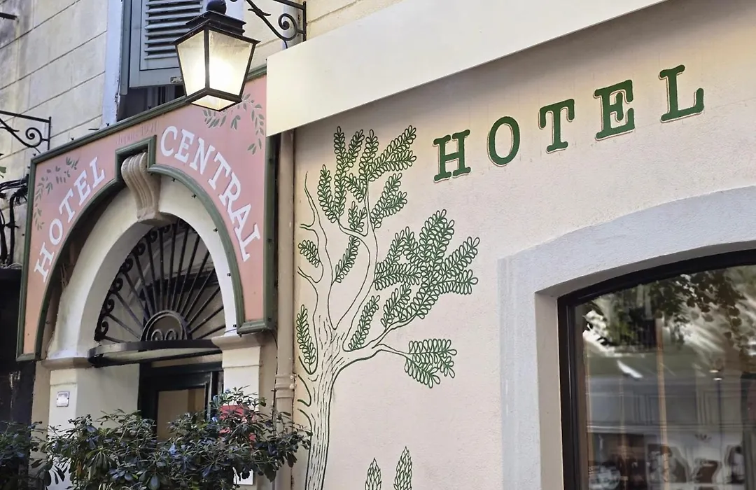 Hotel Central Bastia-1