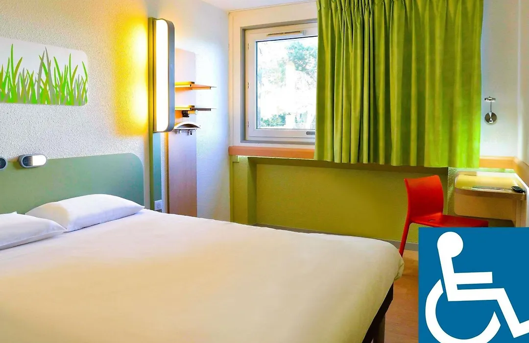 ibis Budget Boulogne Sur Mer Centre les Ports-1