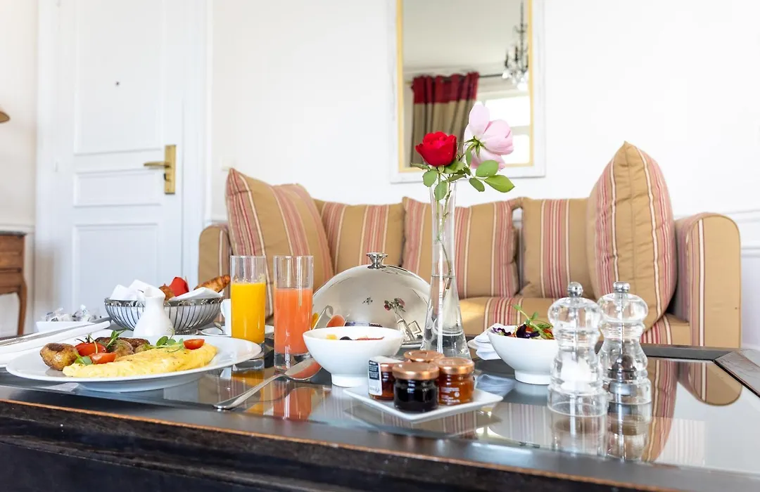 Hotel Pavillon Henri IV-1