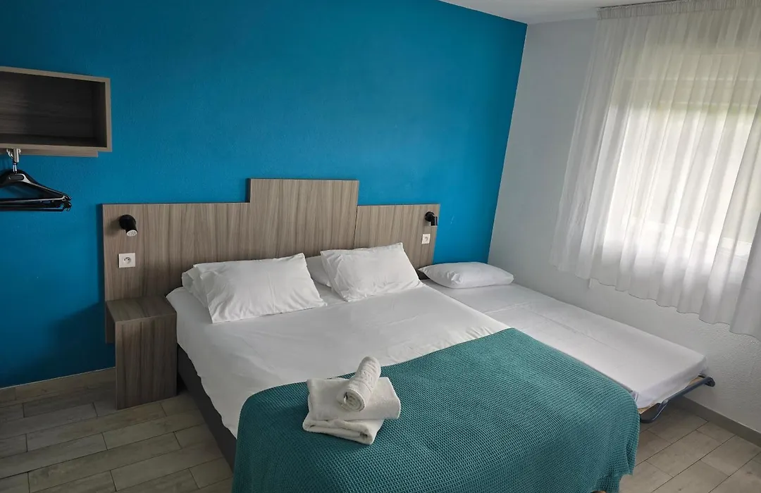 Brit Hotel Confort Manosque Cadarache-1