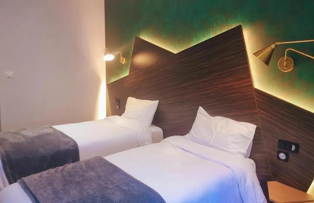 Hotel Lons-1