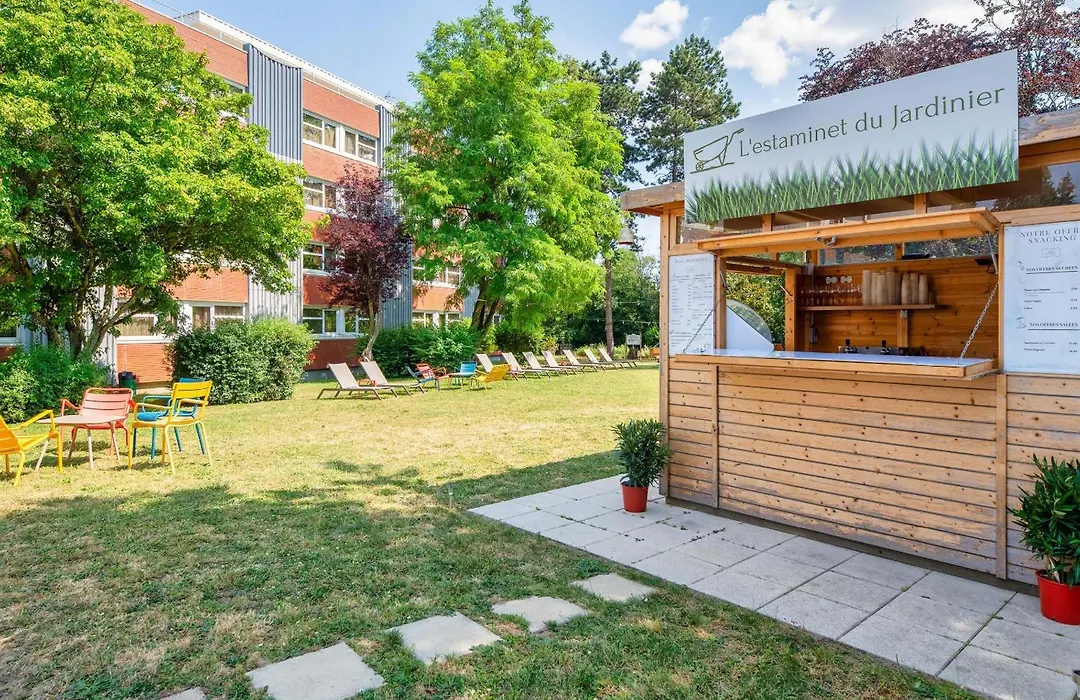 B&B HOTEL Lyon Nord-1