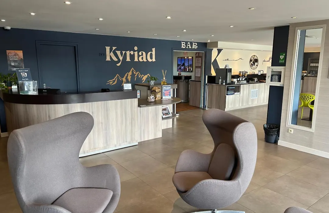 Kyriad Lyon Est - Saint Bonnet De Mure-1