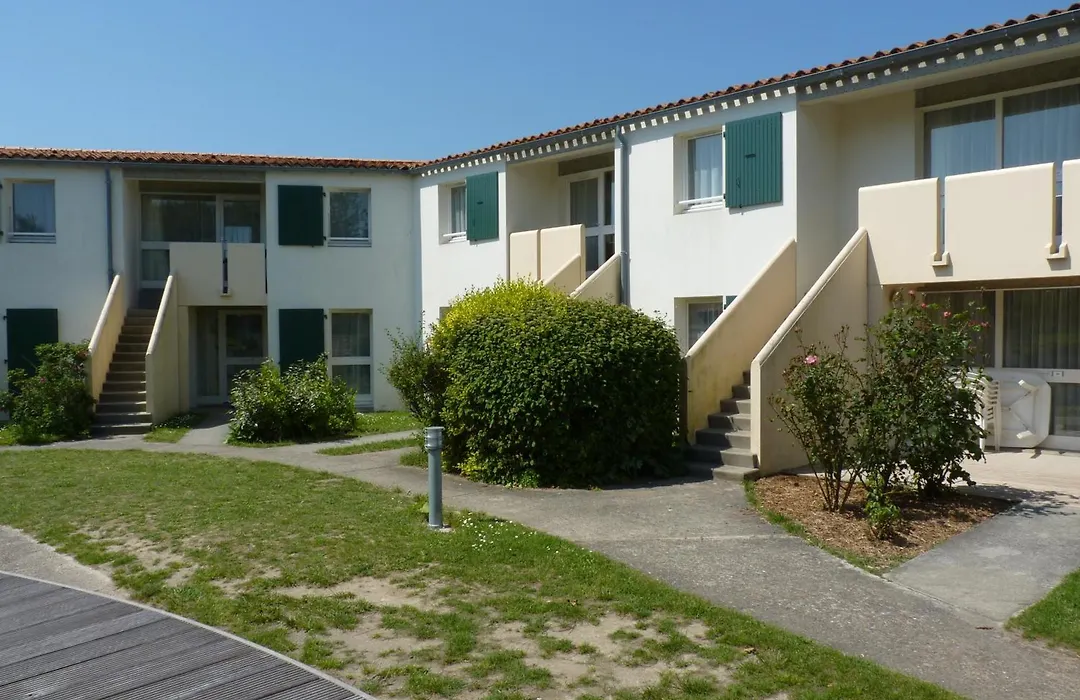 VVF Villages Île de Ré les dunes Ste-Marie-De-Re-1
