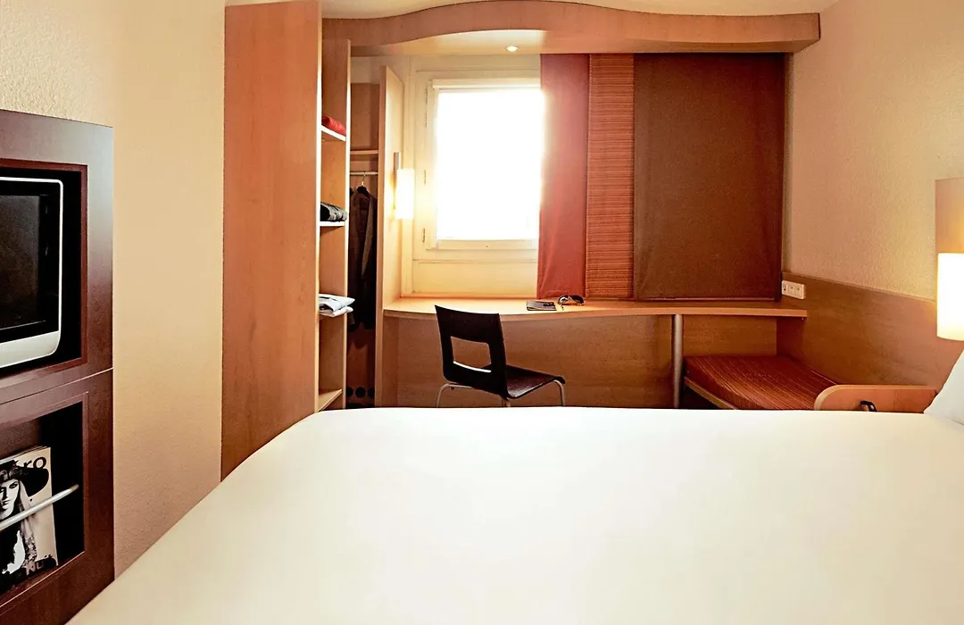 Hôtel Ibis Nevers-1
