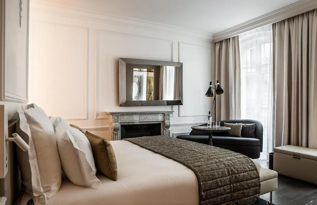 La Clef Champs-Elysees Paris By The Crest Collection-1