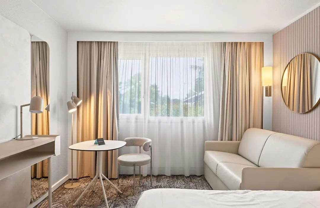 Novotel Pau Pyrénées-1