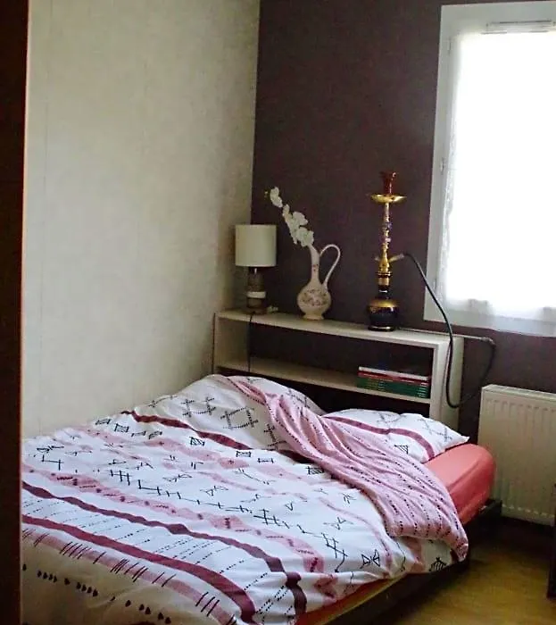 Chambre Chez L'Habitant-1