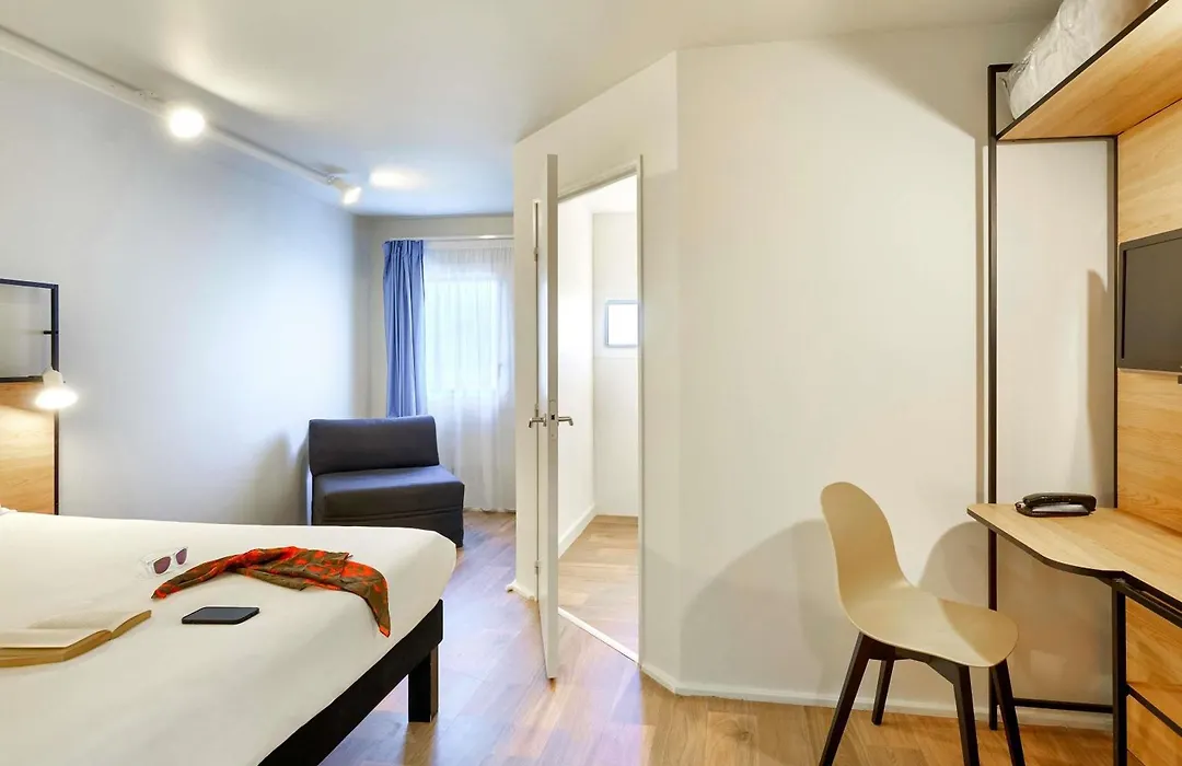ibis Lorient Centre Gare-1