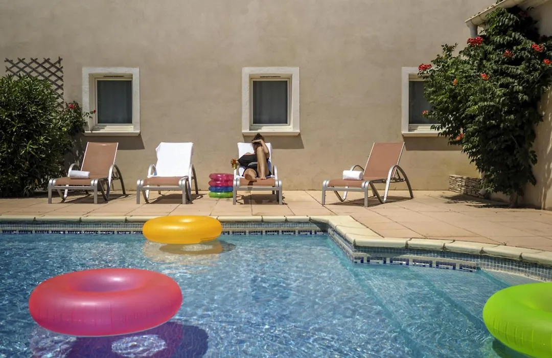 ibis Orange Sud-1