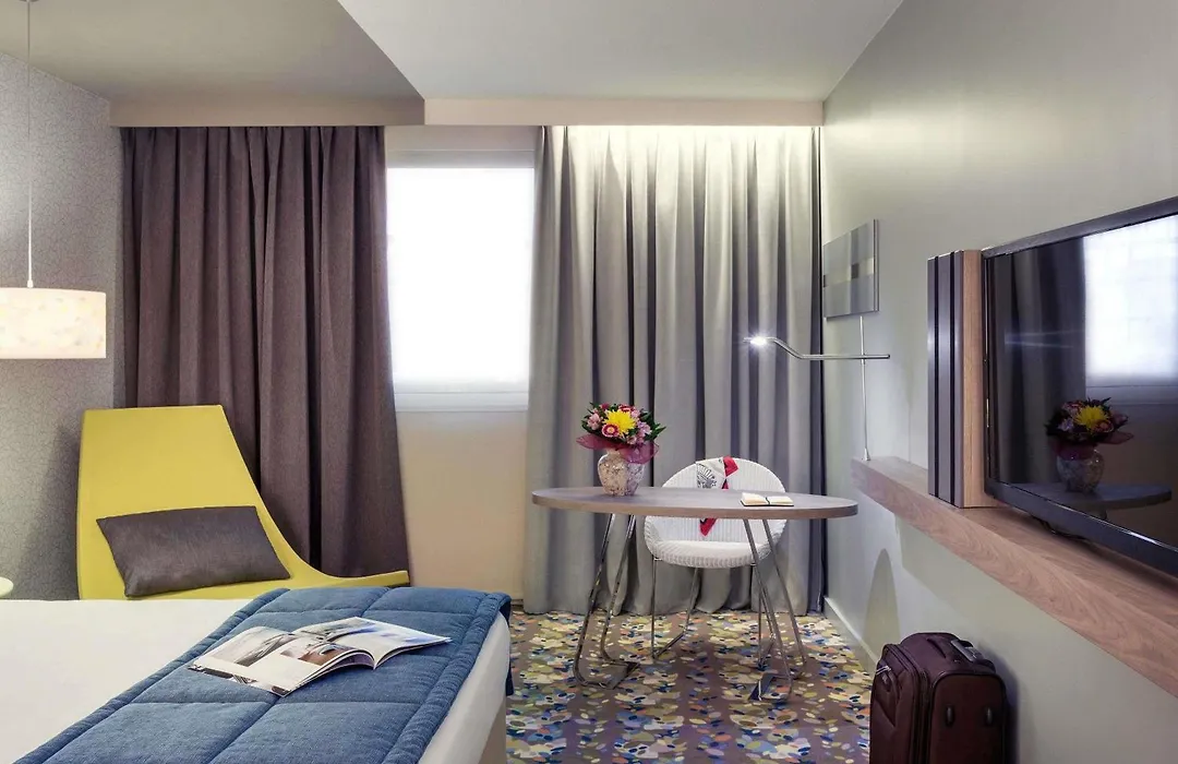 Mercure Paris Val De Fontenay-1