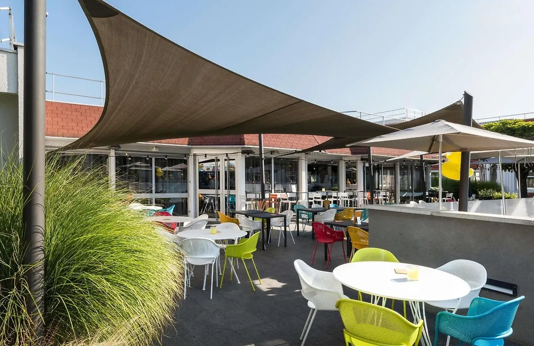 Novotel Lyon Bron-1