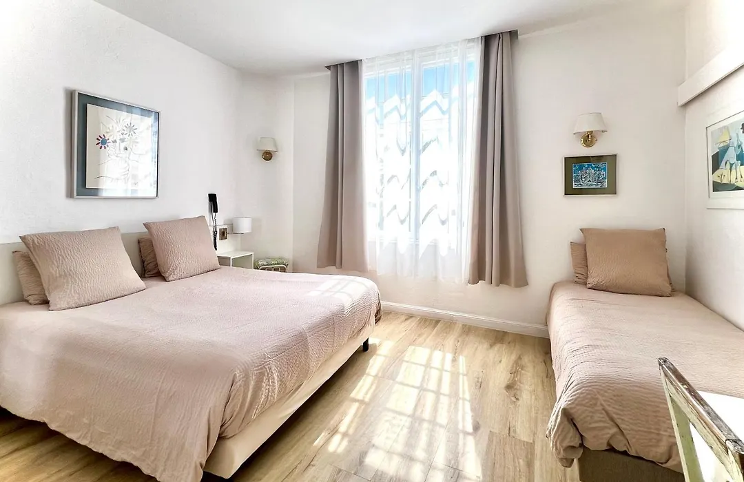 Hotel Des Mimosas-1