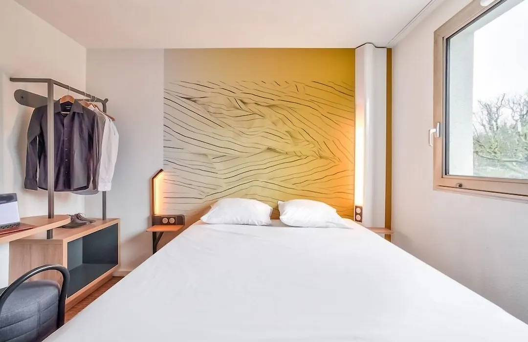 B&B HOTEL Paris Rosny-sous-Bois-1