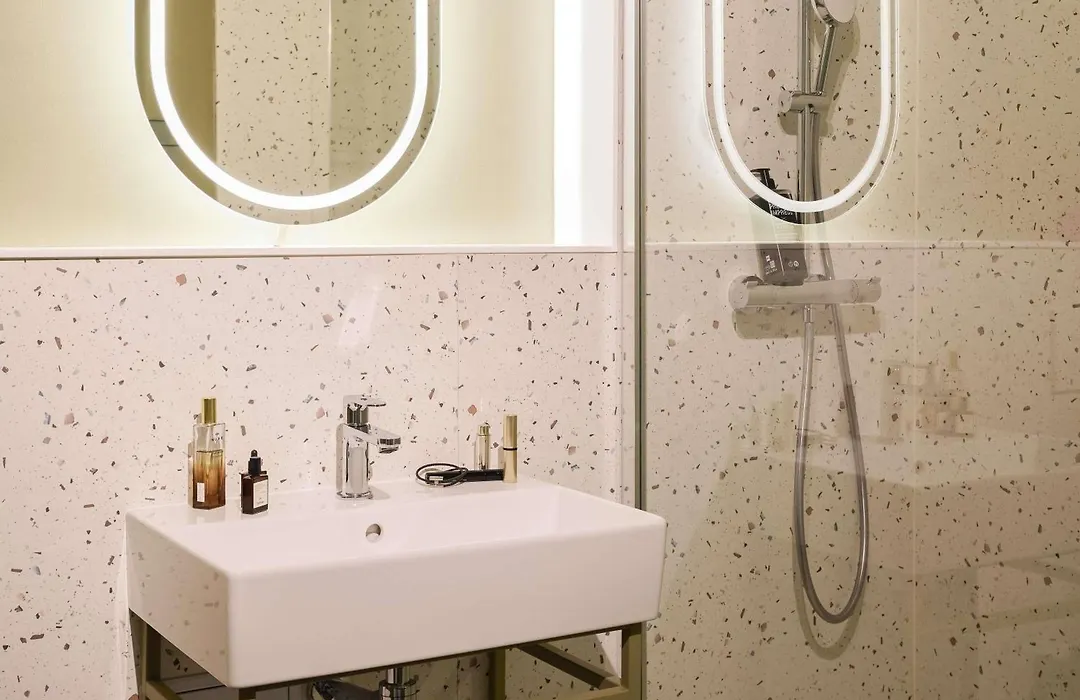Ibis Styles Annecy Le Vieux-1