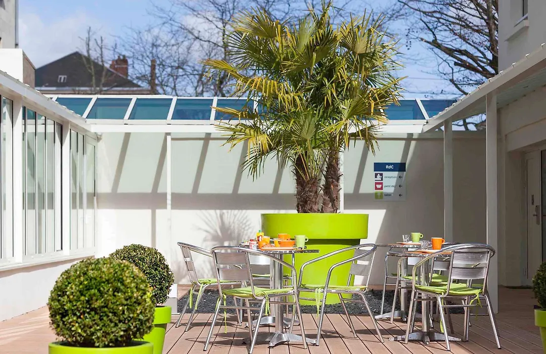 ibis Styles Saumur Gare Centre-1