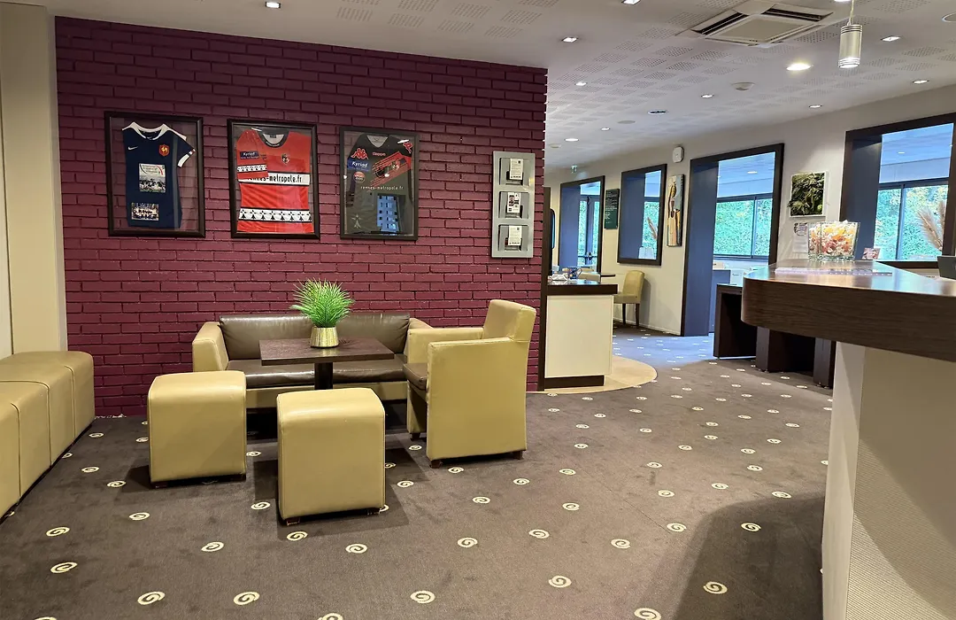 Kyriad Rennes Nord Hotel-1