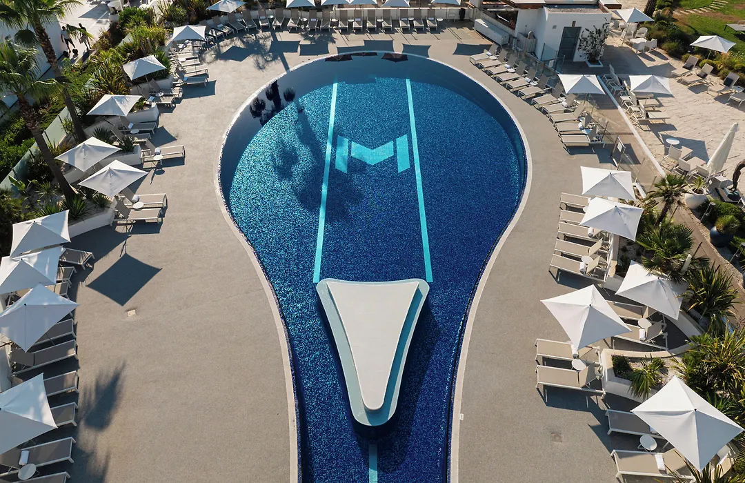 Mouratoglou Hotel&Resort-1