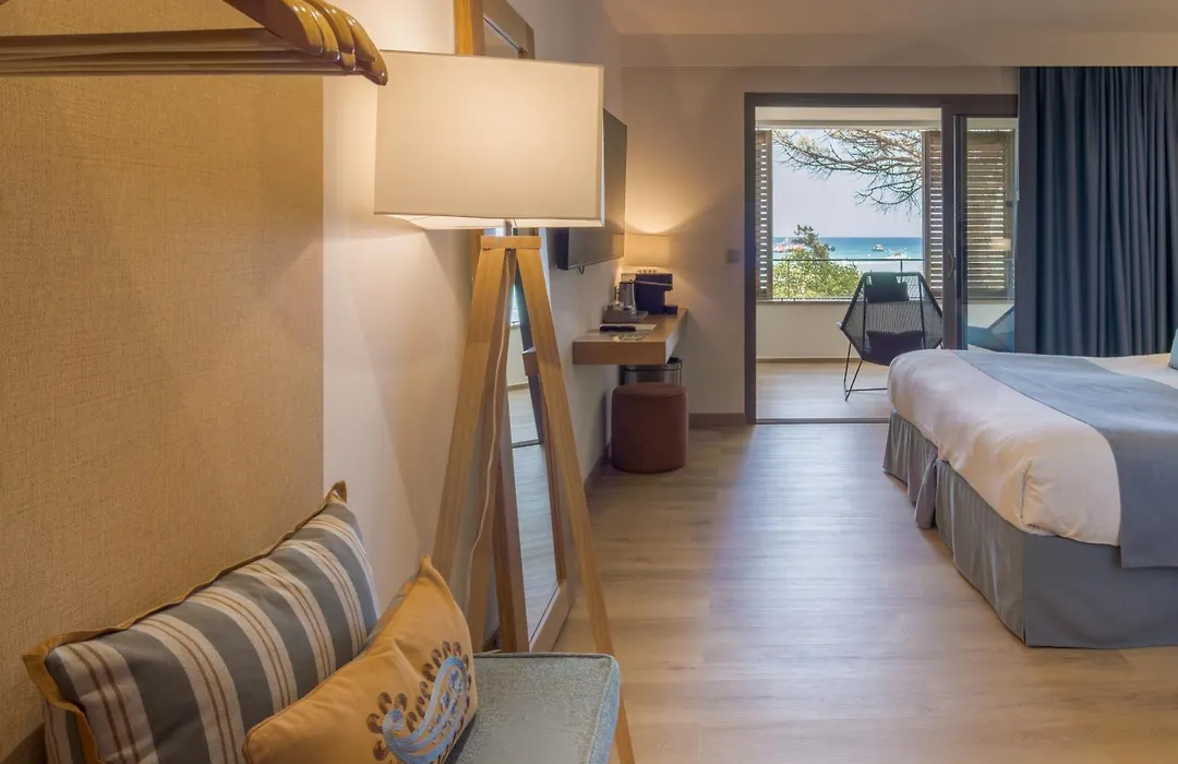 Hotel & Lodges Moby Dick-1