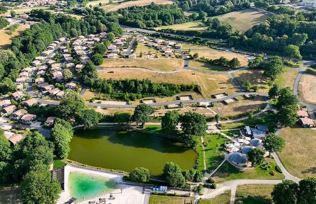 Domaine Mélusine - à 2km du Puy duFou France !-1