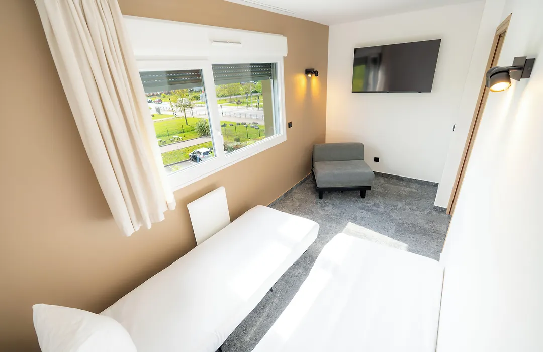 Hotel Akena Reims Bezannes-1