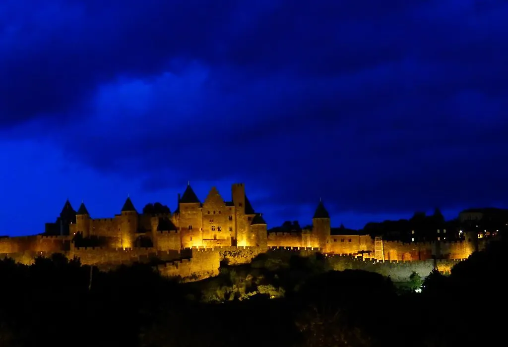 Carcassonne Guesthouse-1