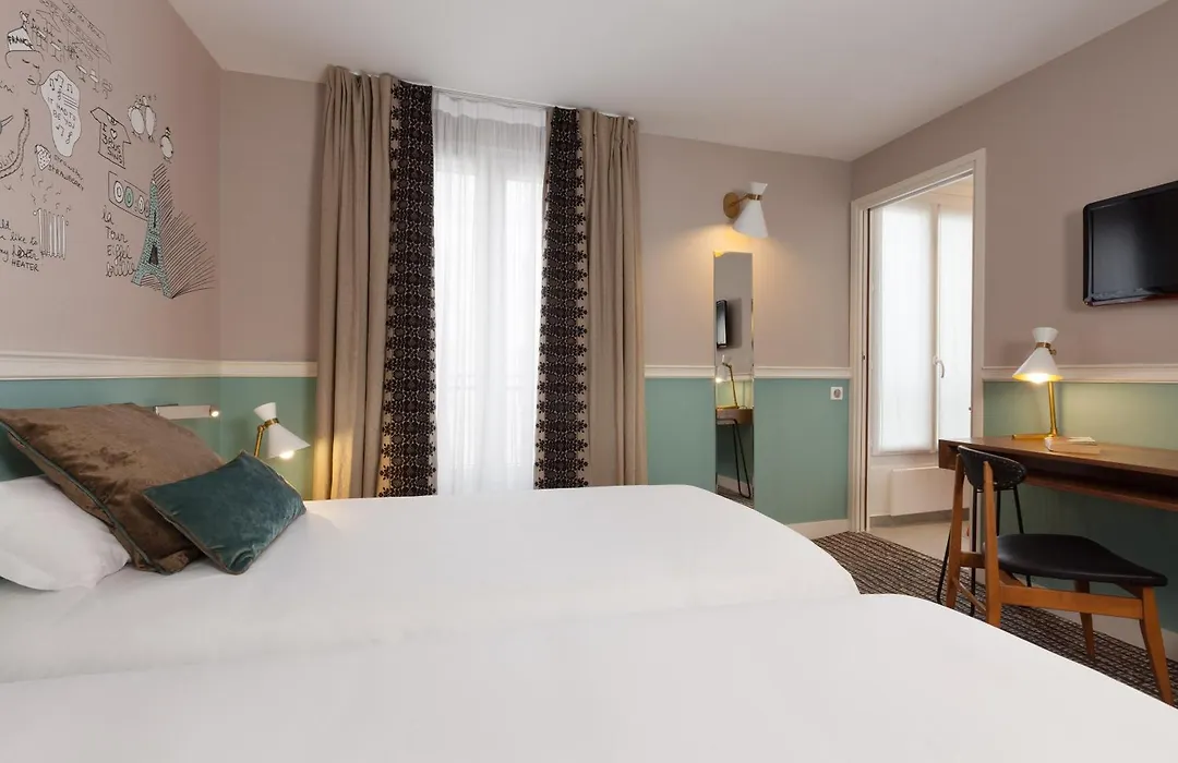 Hôtel des 3 Poussins-1