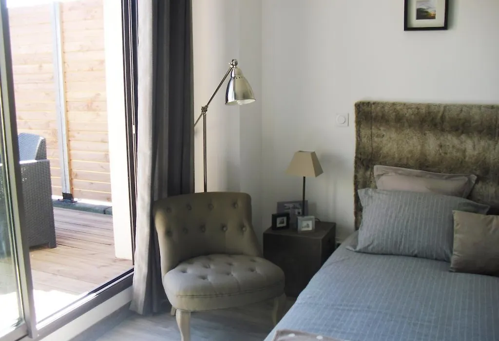 Studio A Deux Pas D'Aix-1