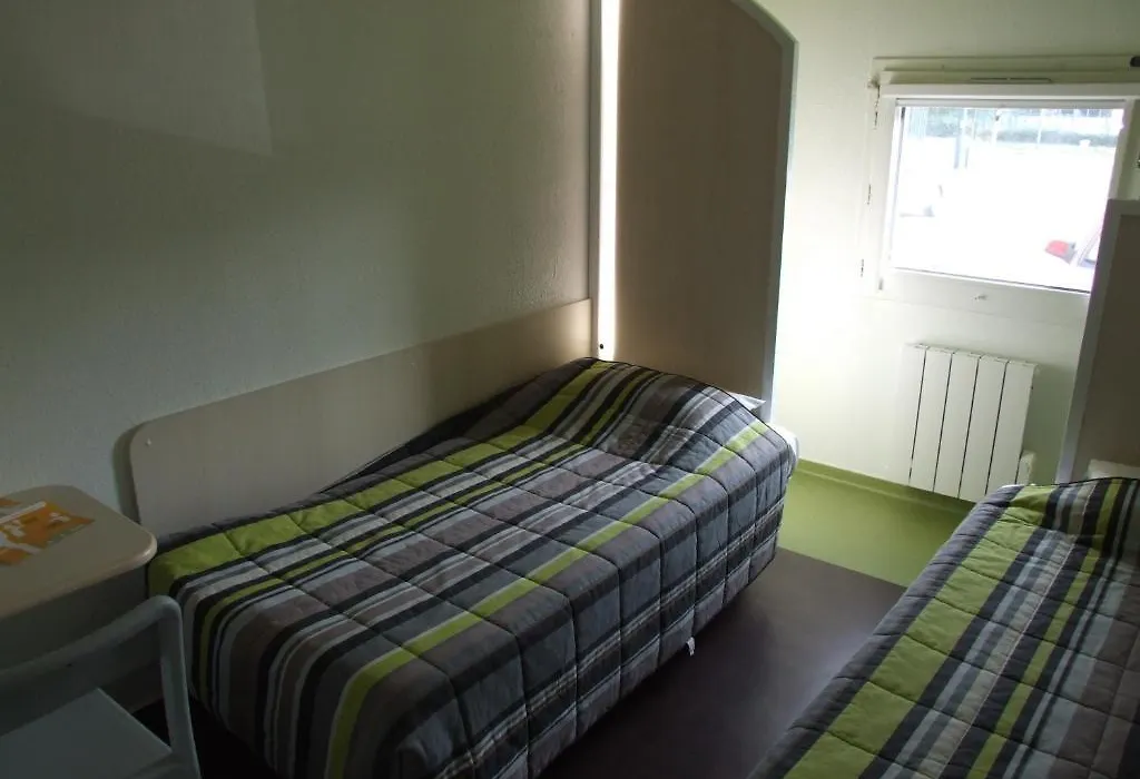 hotelF1 Blois-1