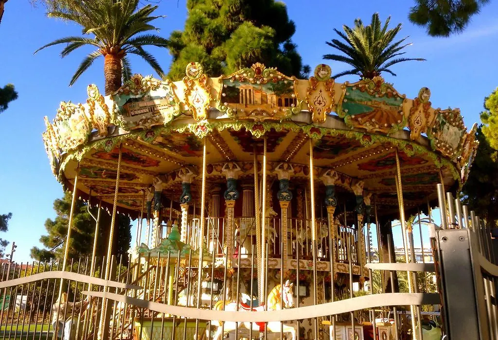 Studios Nice French Riviera-1