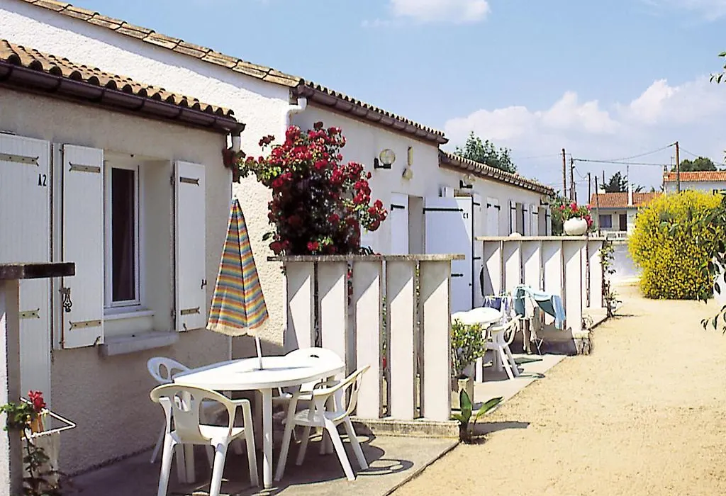 Lagrange Vacances Les Maisons de Saint Georges-1