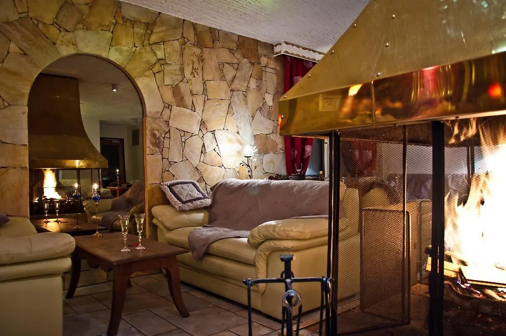Hotel Les Ancolies-1