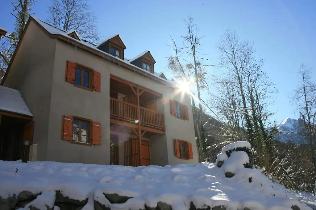 Résidence Néméa Les Chalets d'Estive-1