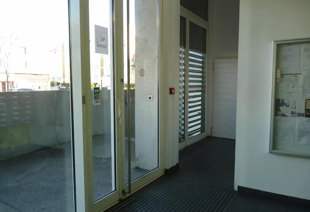 Parc Arena-1