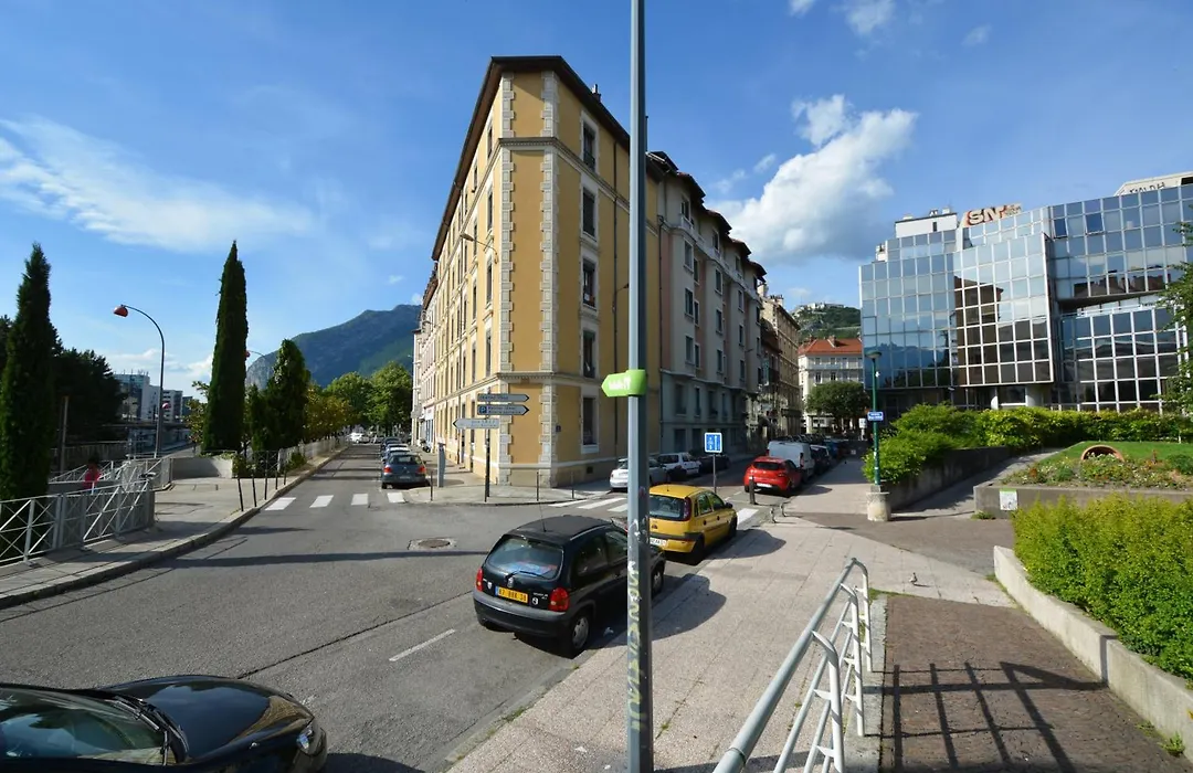 Hotel Lux-1