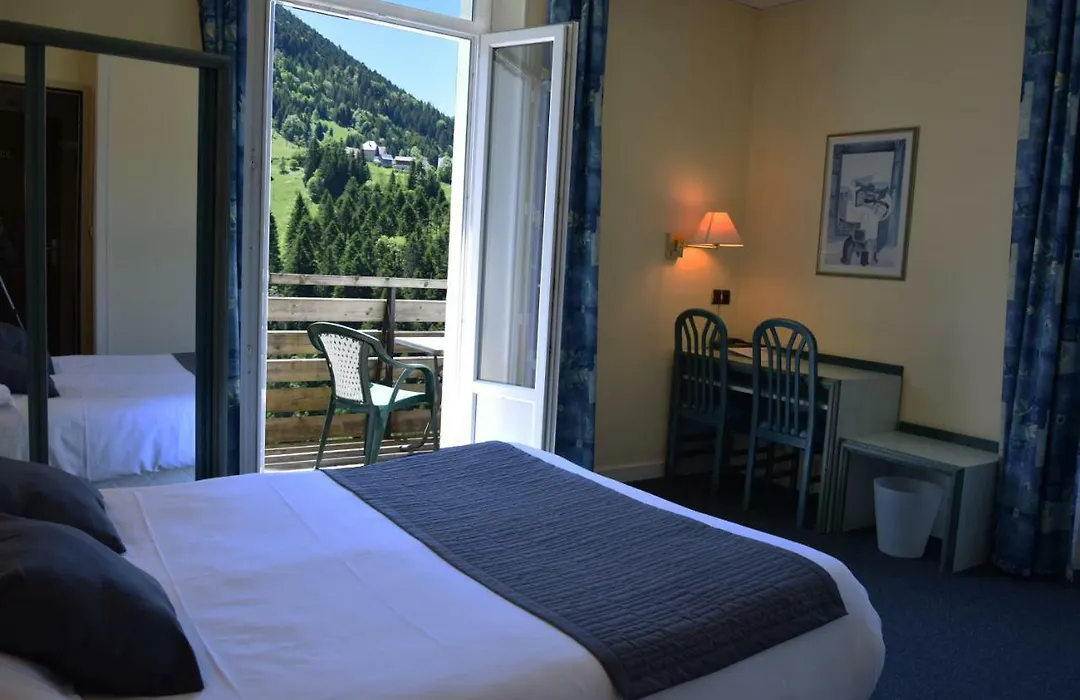 Hotel Le Beau Site-1
