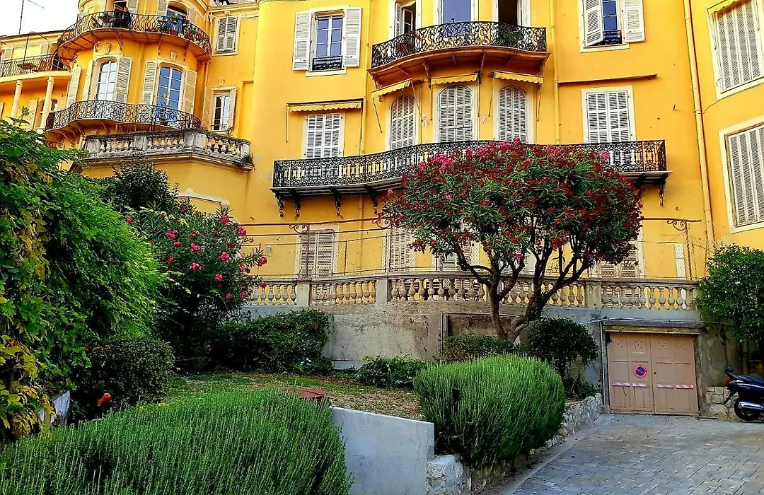 Ancient Italian Palace-1