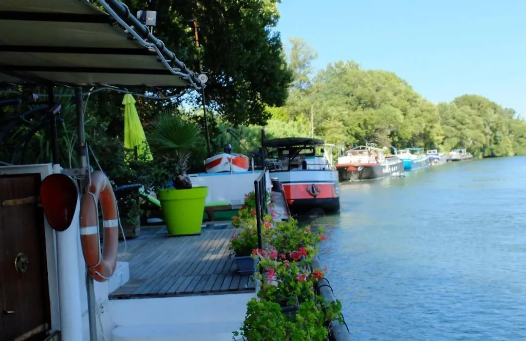 Péniche Le Hasard-1