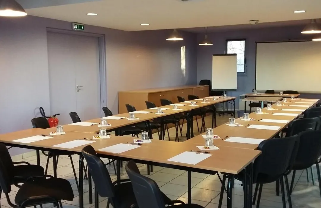 ibis budget Chilly-Mazarin Les Champarts-1