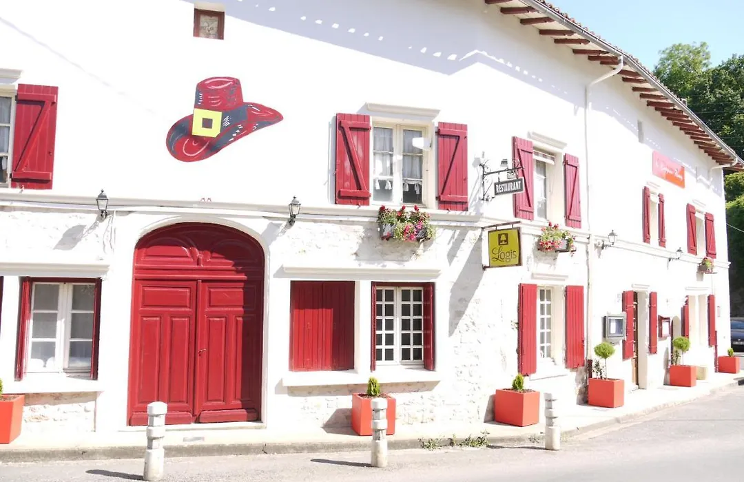 Le Chapeau Rouge-1