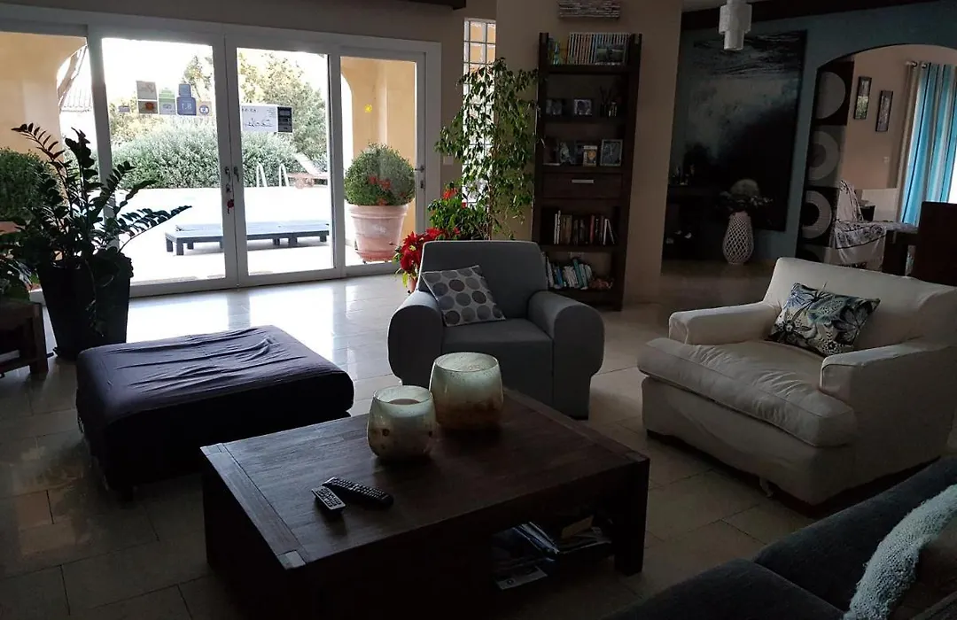 Cyrnea B&B - Adults Only-1