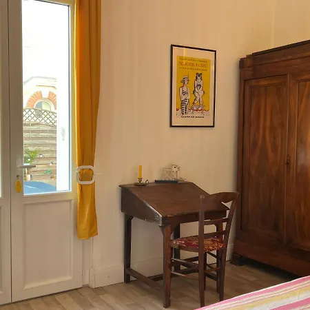 Chambre sur la falaise de Pontaillac-3
