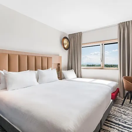 Doubletree By Hilton Lyon Eurexpo & Spa-2