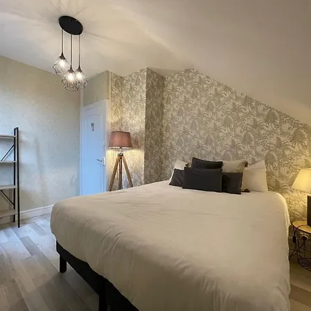 Hostellerie du Centrotel et Spa Bulles d'Allier-2