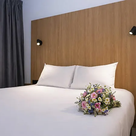 B&B HOTEL Nîmes Ville Active, parking sécurisé gratuit-3