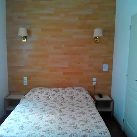 Hotel Lamartine -Parking Dauphine-2