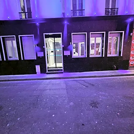 Modern'S Hotel-3
