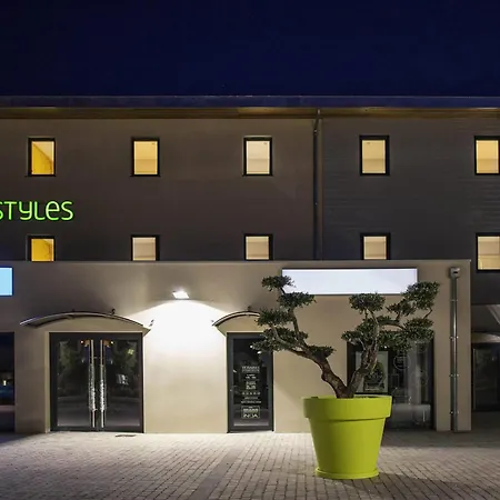 ibis styles Villeneuve Sur Lot-3